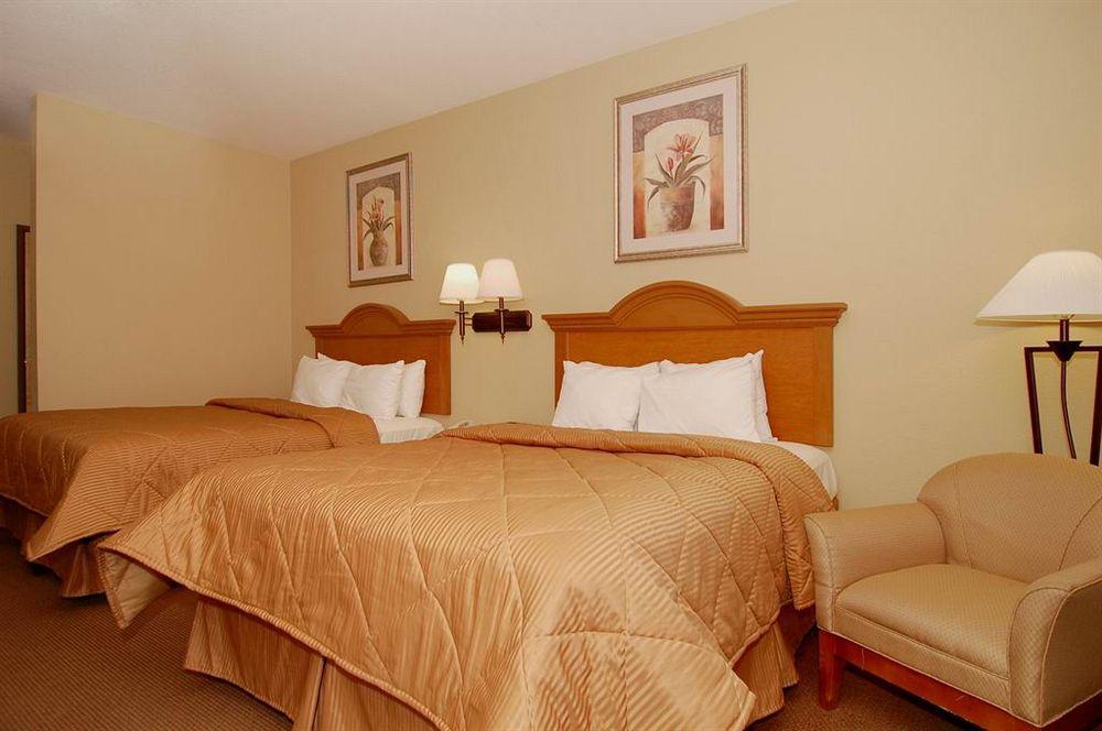 Comfort Inn&suites Cruces Mesilla 2*
