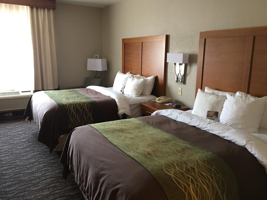 Hotel Comfort Inn&suites Cruces Mesilla 2*